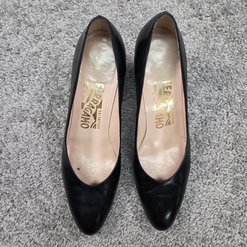 Salvatore Ferragamo Black Leather Pumps Womens 6.5 AA Vintage Heels Italy Siren - Picture 2 of 11